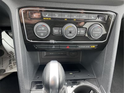 2022 Volkswagen Atlas 2.0T SE w/Technology