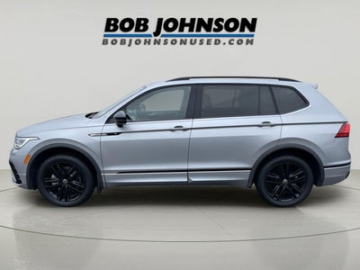 2022 Volkswagen Tiguan SE R-Line Black