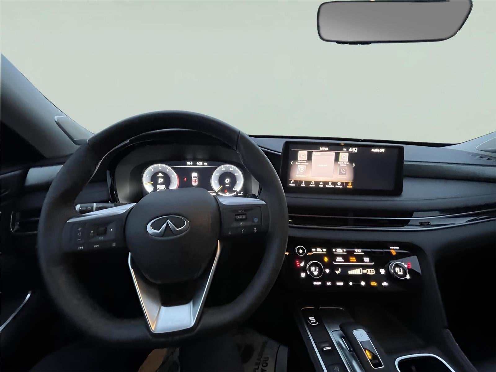 2025 INFINITI QX60 LUXE