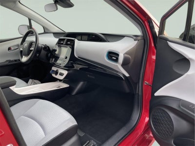 2018 Toyota Prius Three