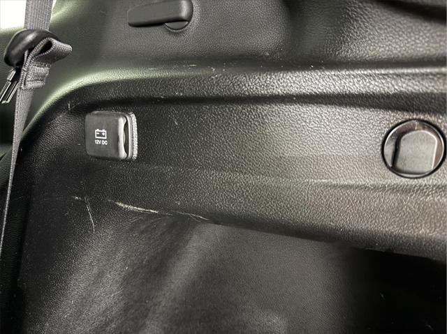 2023 Jeep Grand Cherokee L Laredo 4x4