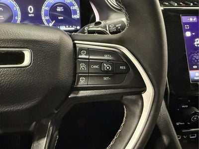 2023 Jeep Grand Cherokee L Laredo 4x4