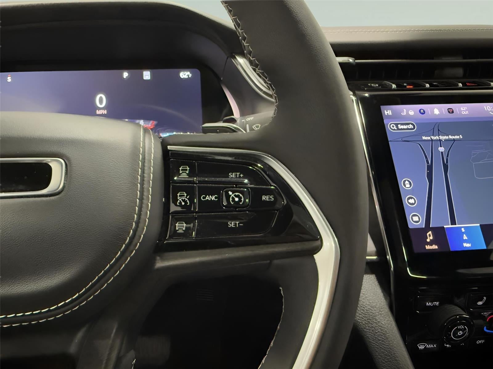 2025 Jeep Grand Cherokee L Overland 4x4