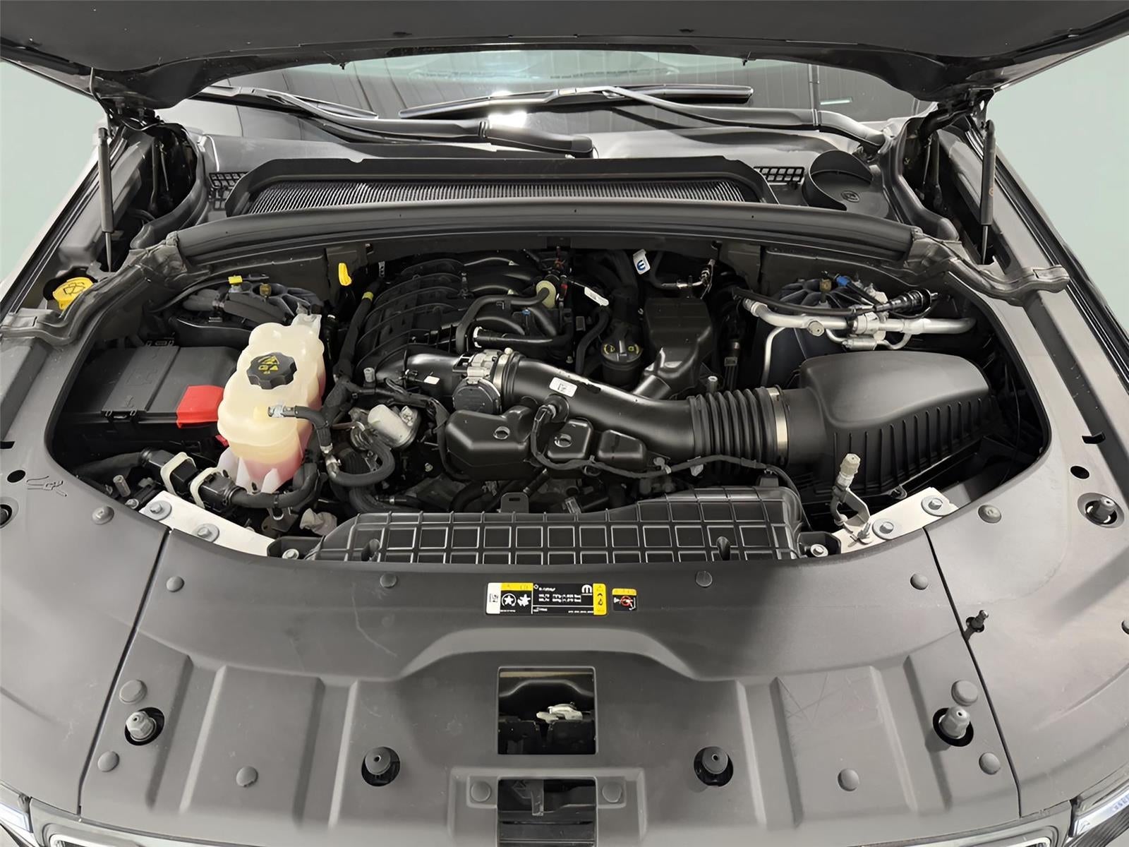 2025 Jeep Grand Cherokee L Overland 4x4