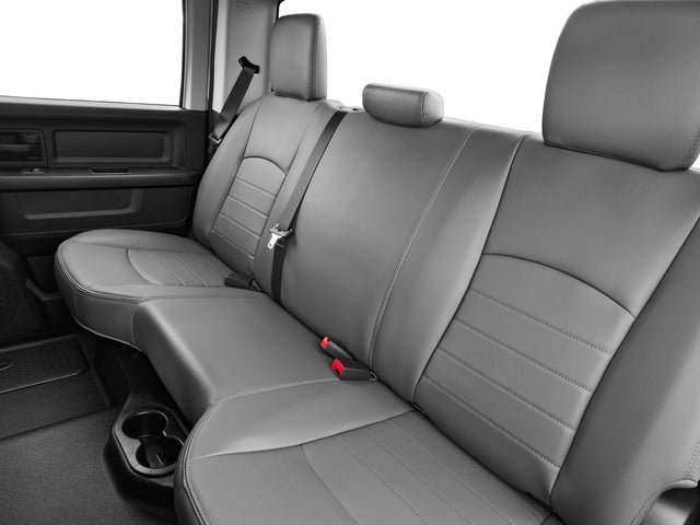 2017 RAM 1500 Express Crew Cab 4x4 5'7' Box