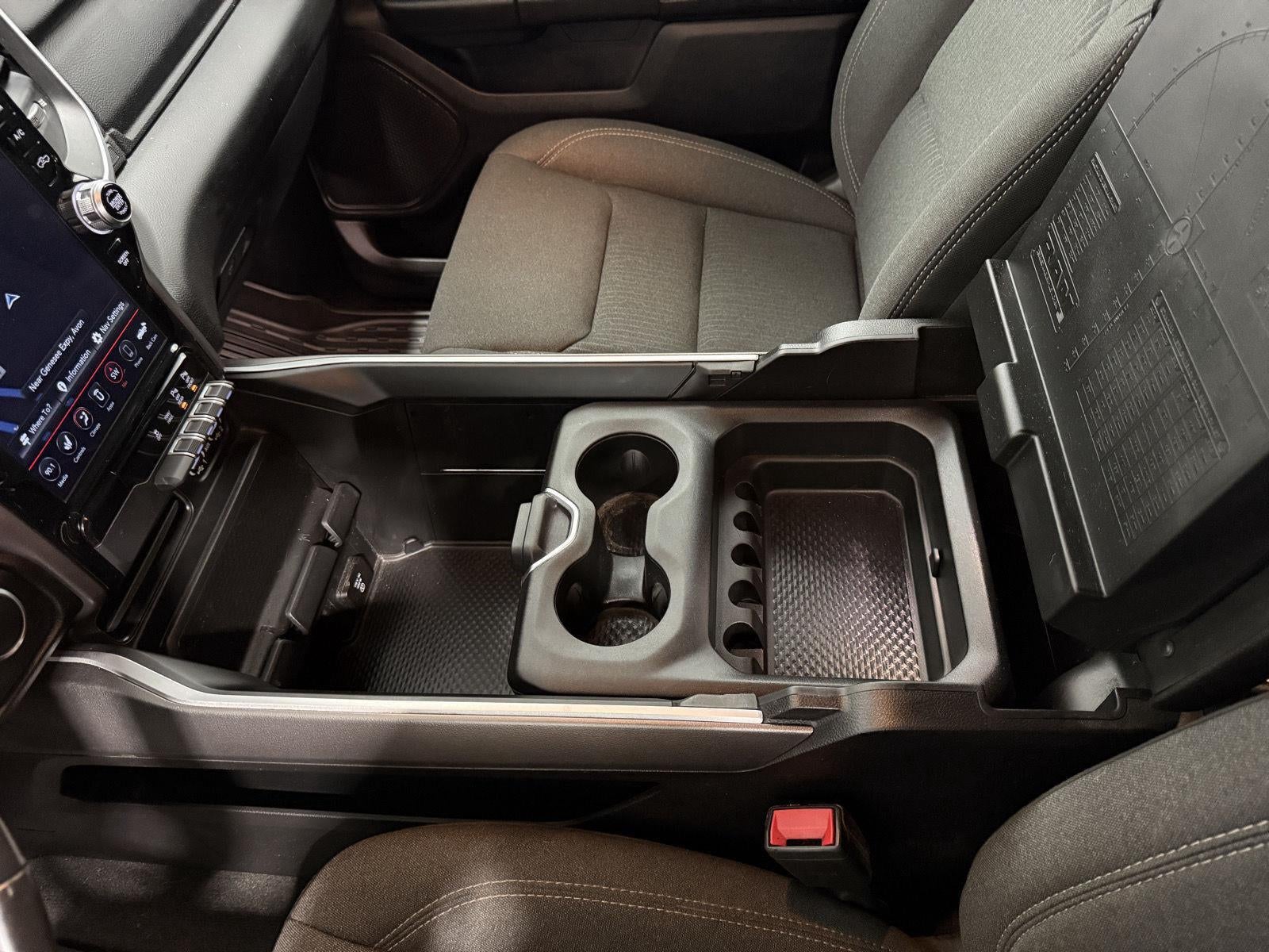 2021 RAM 1500 Big Horn Quad Cab 4x4 6'4' Box