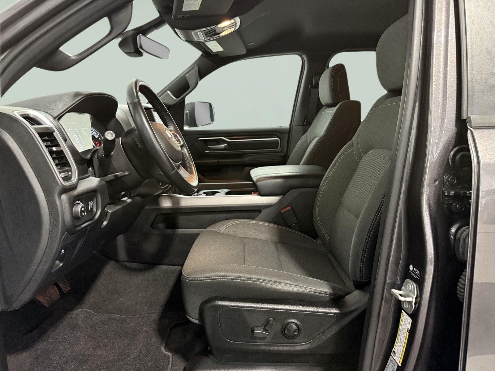 2023 RAM 1500 Big Horn Crew Cab 4x4 5'7' Box