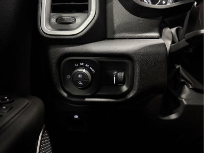 2023 RAM 1500 Big Horn Crew Cab 4x4 5'7' Box