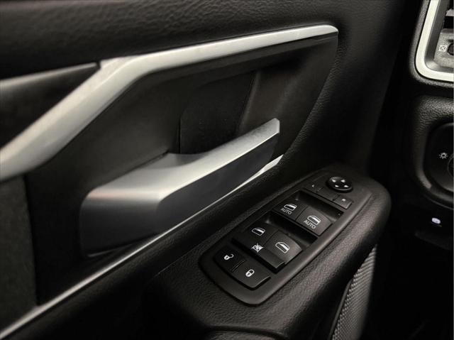 2021 RAM 1500 Big Horn Crew Cab 4x4 5'7' Box