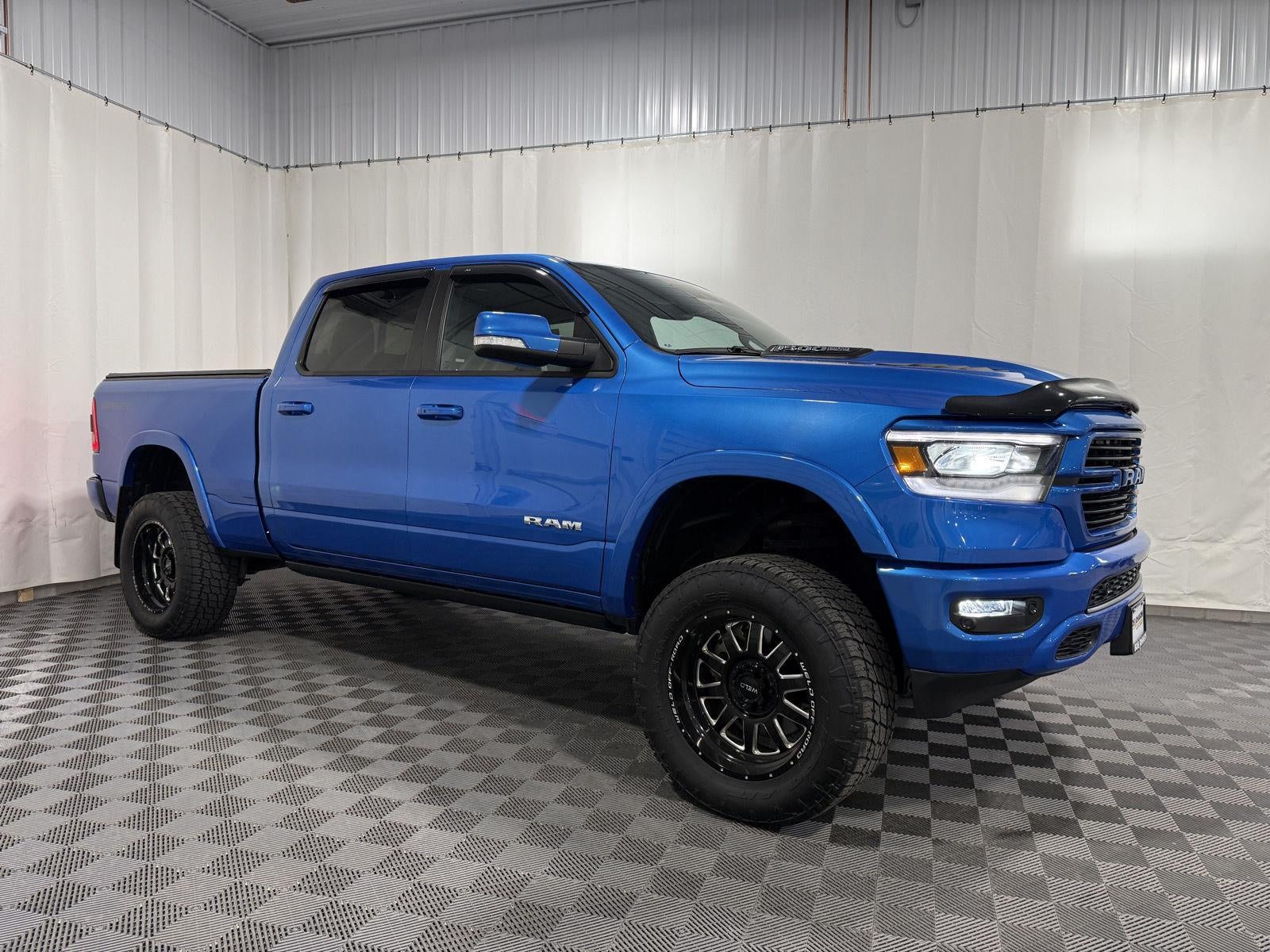 2022 RAM 1500 Laramie Crew Cab 4x4 6'4' Box