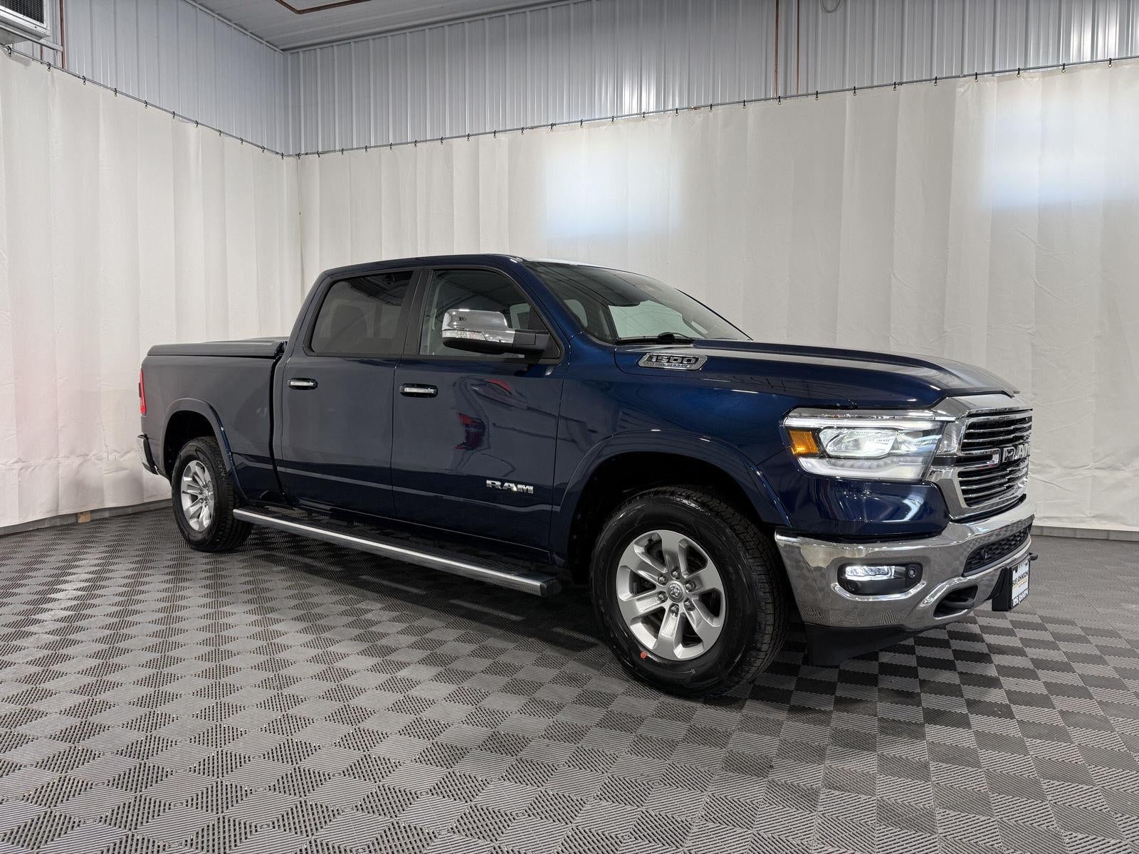 2021 RAM 1500 Laramie Crew Cab 4x4 6'4' Box