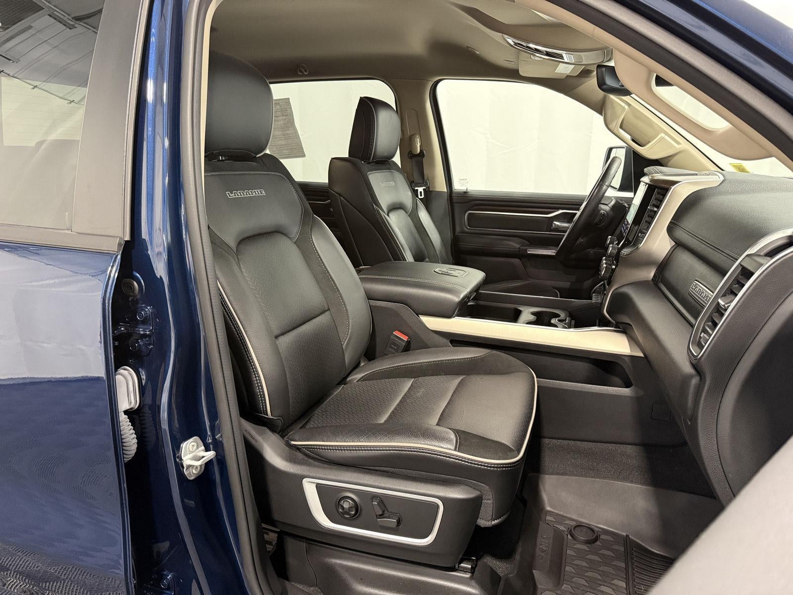 2021 RAM 1500 Laramie Crew Cab 4x4 6'4' Box