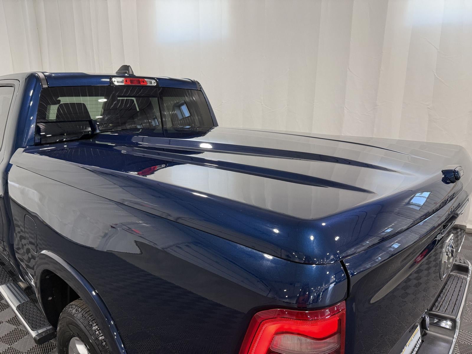 2021 RAM 1500 Laramie Crew Cab 4x4 6'4' Box