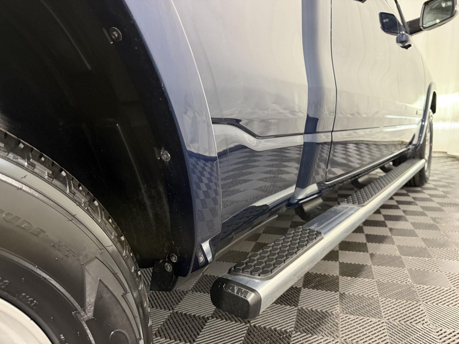 2021 RAM 1500 Laramie Crew Cab 4x4 6'4' Box