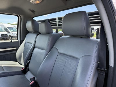 2015 Ford F-350 Chassis 2WD Reg Cab 165 WB 84 CA XL