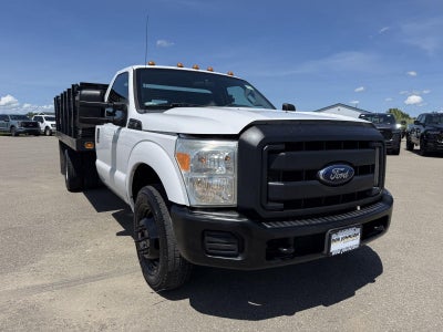 2015 Ford F-350 Chassis 2WD Reg Cab 165 WB 84 CA XL