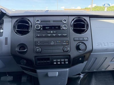 2015 Ford F-350 Chassis XL