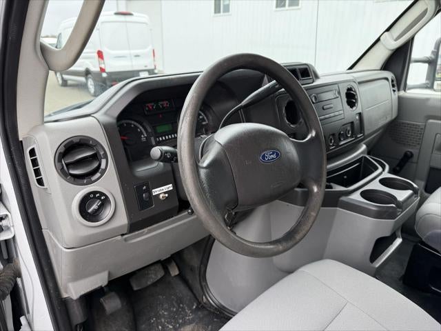 2019 Ford E-450 Cutaway E-450 DRW 158 WB