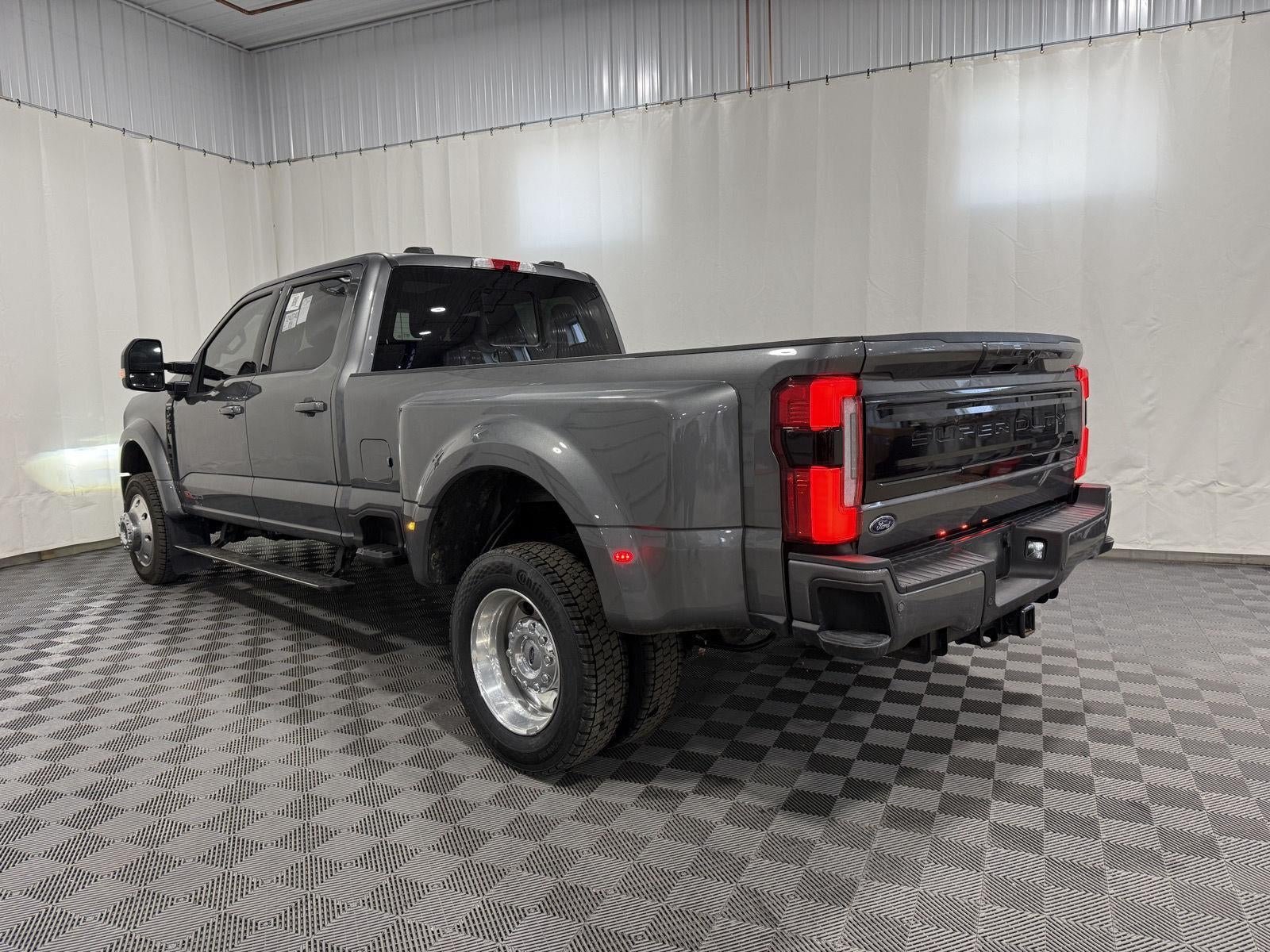 2025 Ford F-450 Platinum