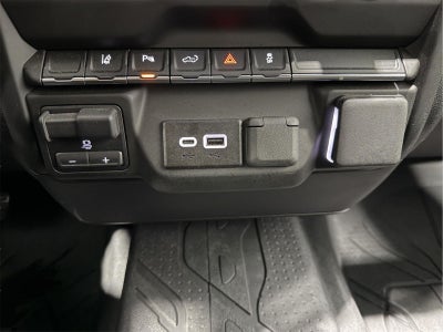 2025 Chevrolet Silverado 2500HD 4WD Crew Cab Long Bed Work Truck