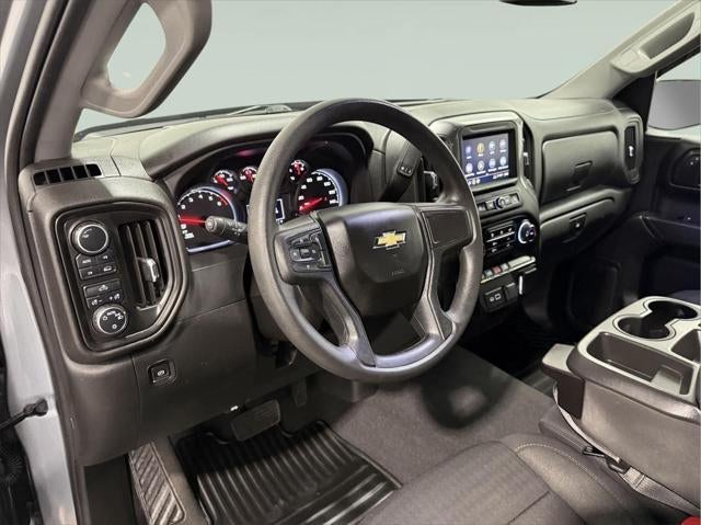 2023 Chevrolet Silverado 1500 4WD Crew Cab Short Bed Custom