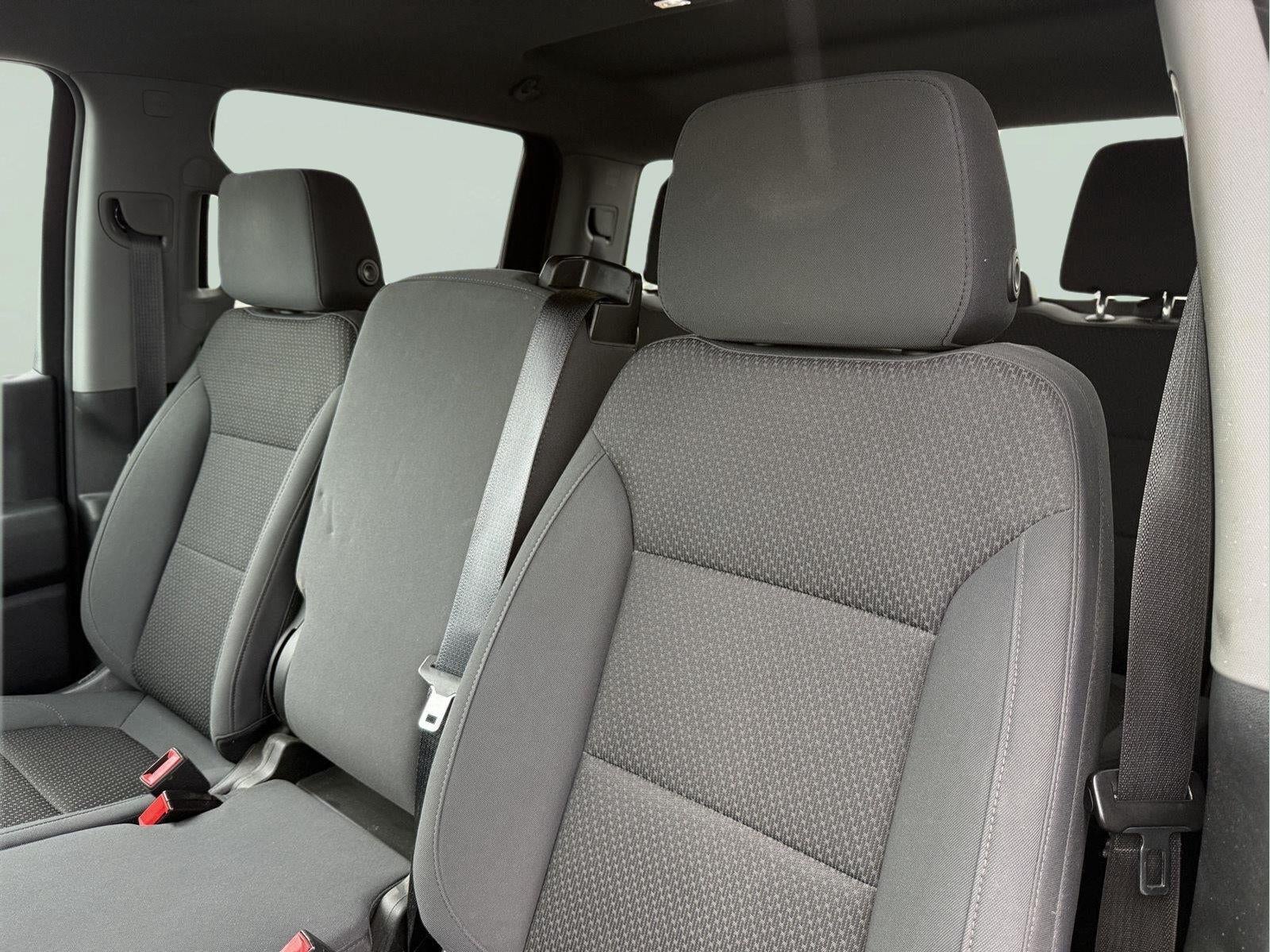 2020 Chevrolet Silverado 1500 4WD Crew Cab Short Bed Custom