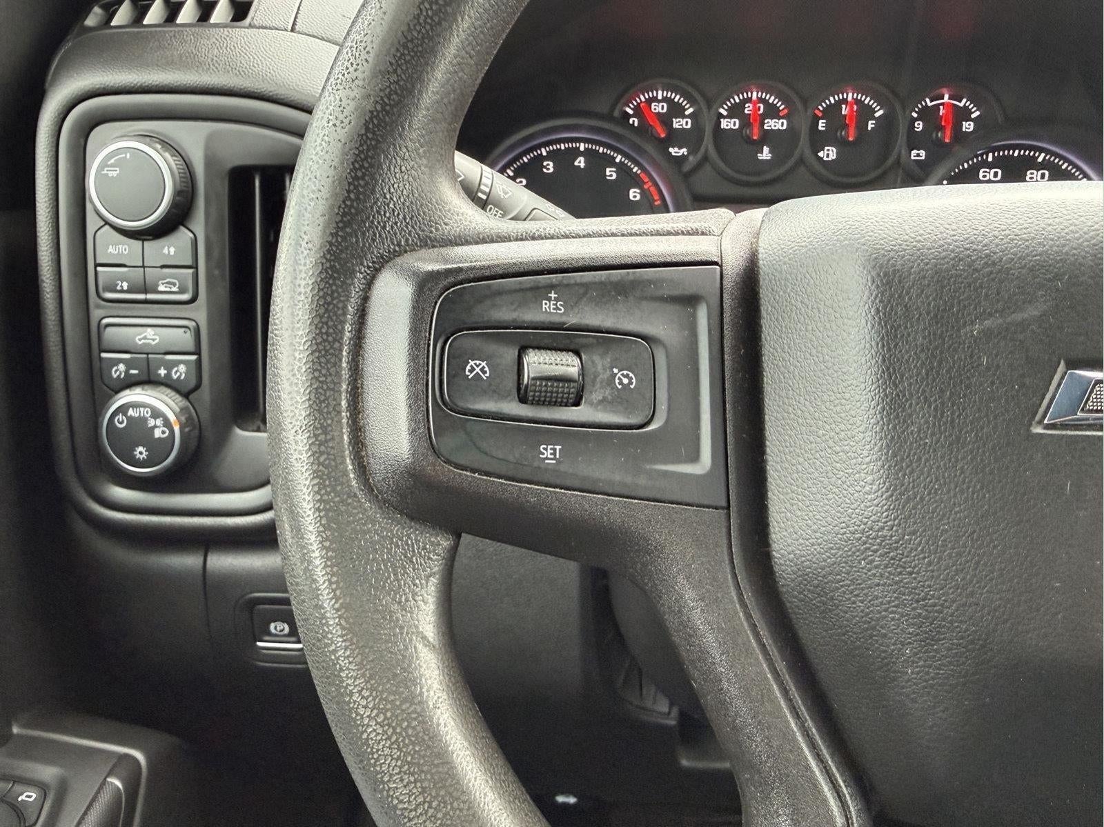 2020 Chevrolet Silverado 1500 4WD Crew Cab Short Bed Custom