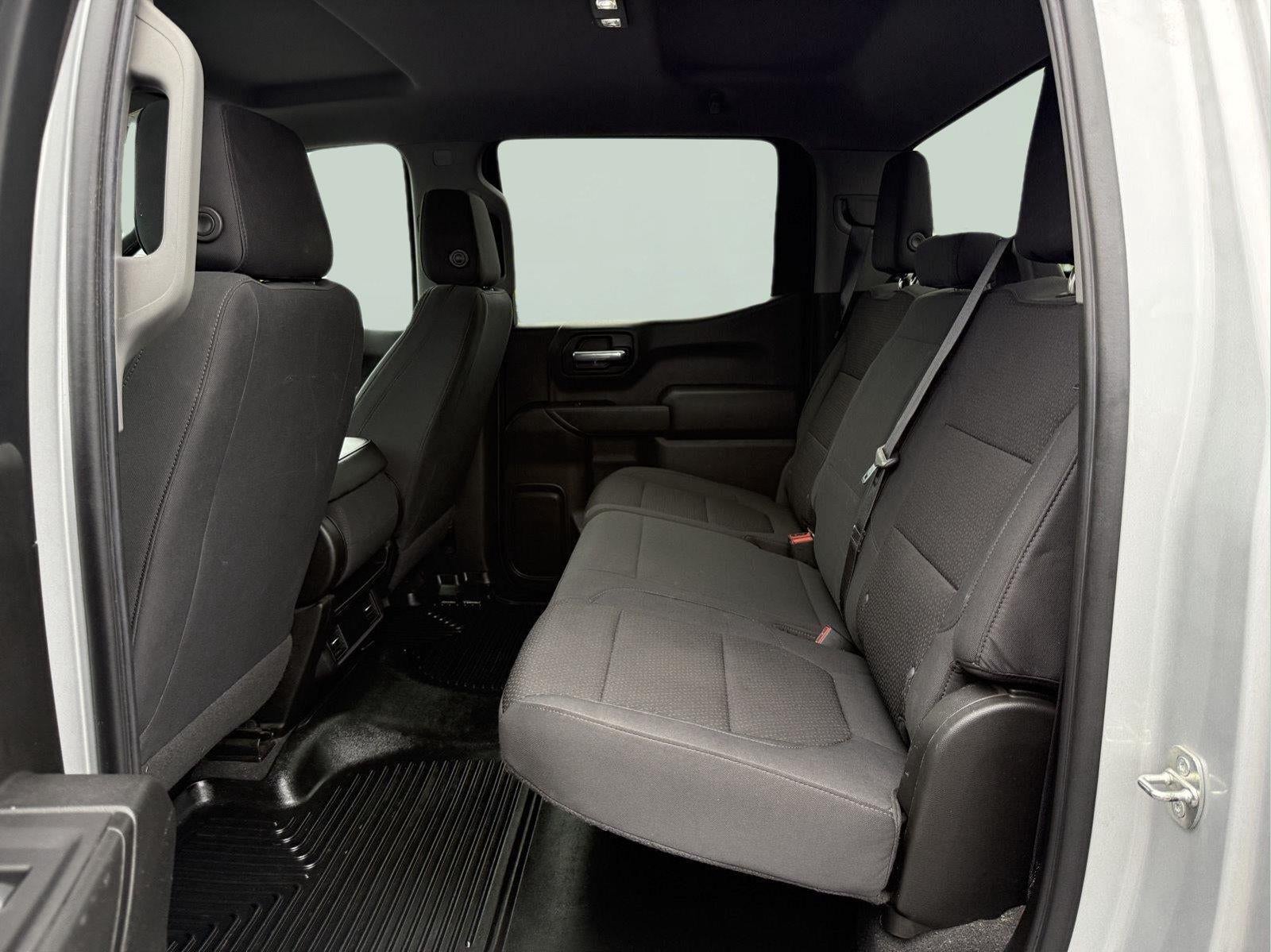 2020 Chevrolet Silverado 1500 4WD Crew Cab Short Bed Custom