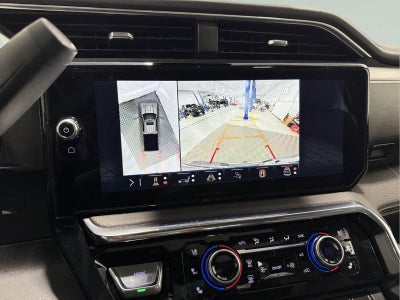 2024 GMC Sierra 2500HD 4WD Crew Cab Standard Bed Denali