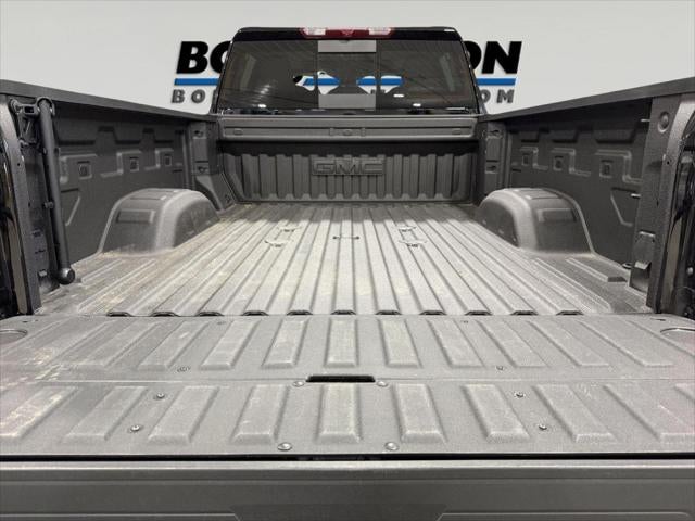 2025 GMC Sierra 2500HD 4WD Crew Cab Standard Bed SLT