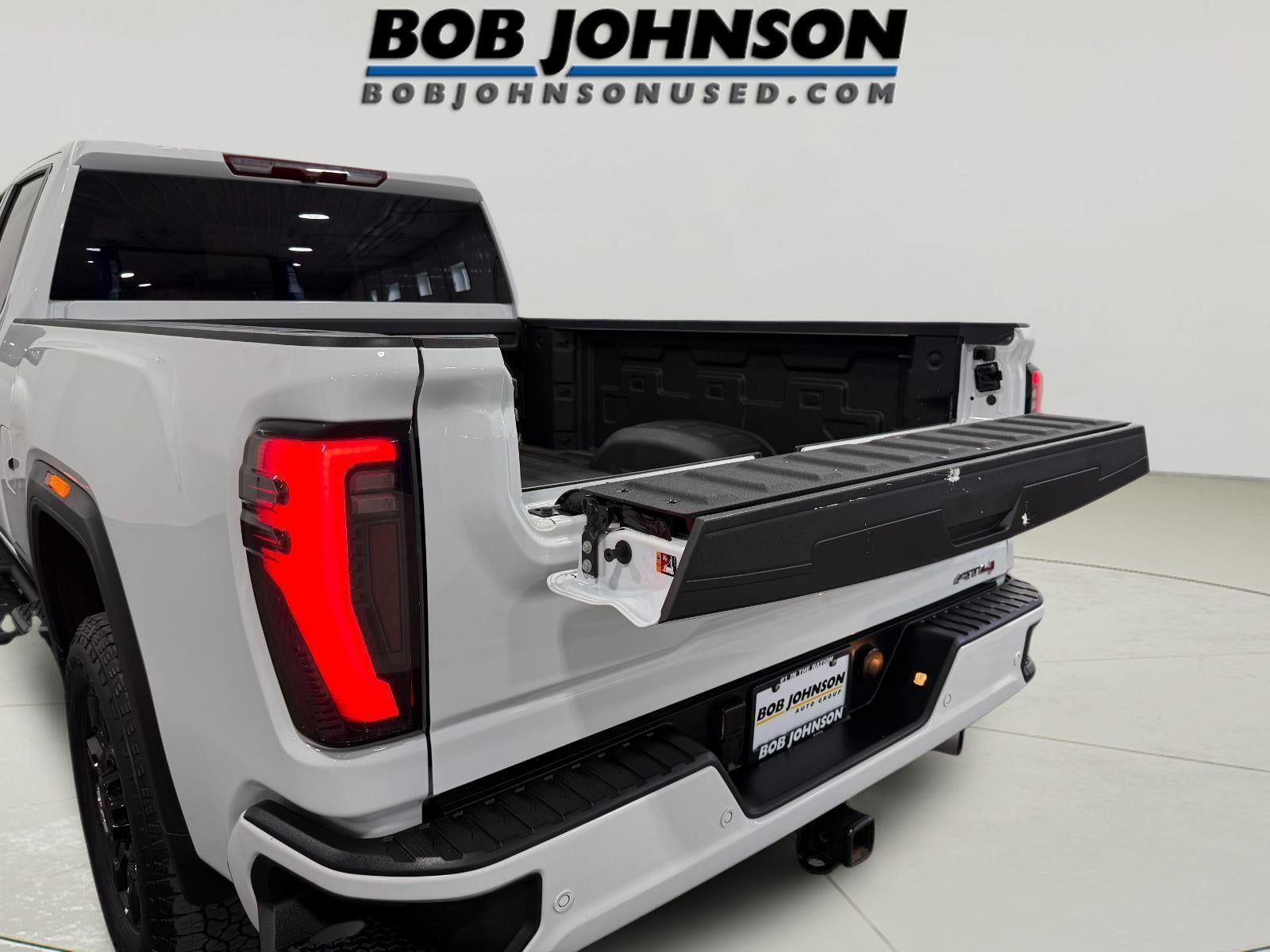 2025 GMC Sierra 2500HD 4WD Crew Cab Standard Bed AT4