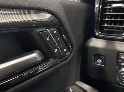2025 GMC Sierra 2500HD 4WD Crew Cab Standard Bed AT4