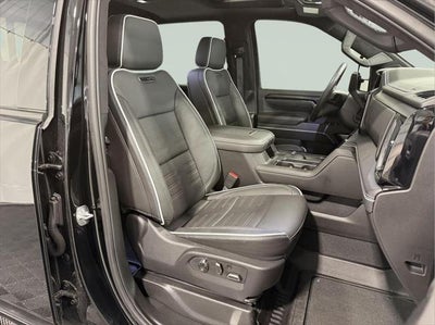 2025 GMC Sierra 2500HD Crew Cab, Standard Bed, AT4X, 4WD