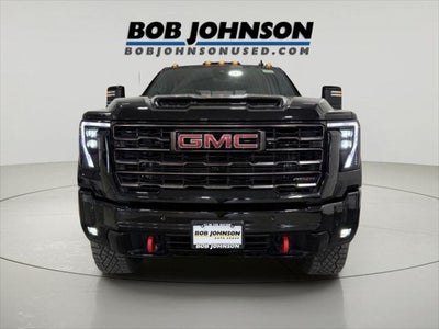2025 GMC Sierra 2500HD Crew Cab, Standard Bed, AT4X, 4WD