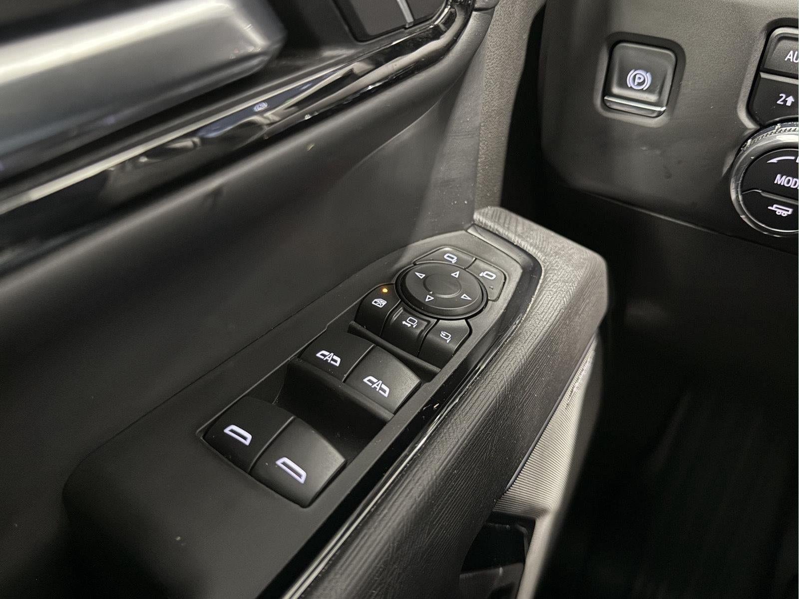 2025 GMC Sierra 2500HD Crew Cab, Standard Bed, AT4X, 4WD
