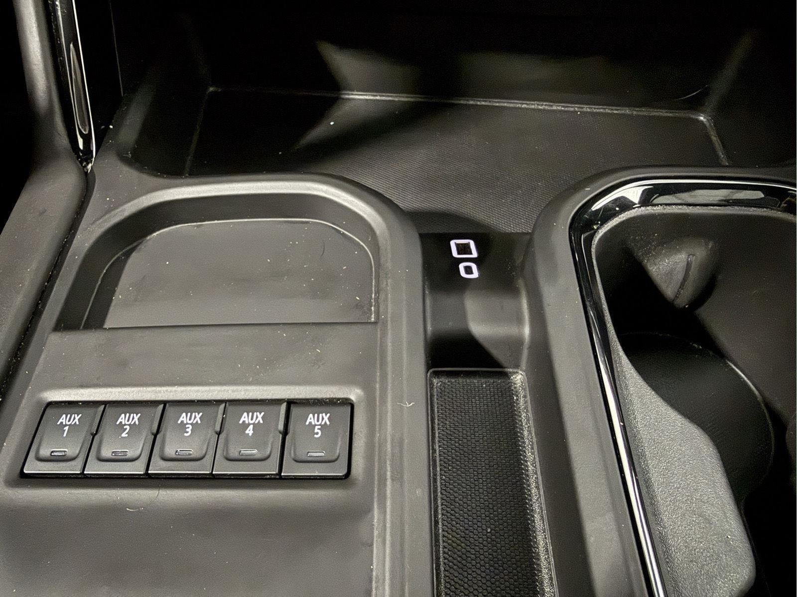 2025 GMC Sierra 2500HD Crew Cab, Standard Bed, AT4X, 4WD