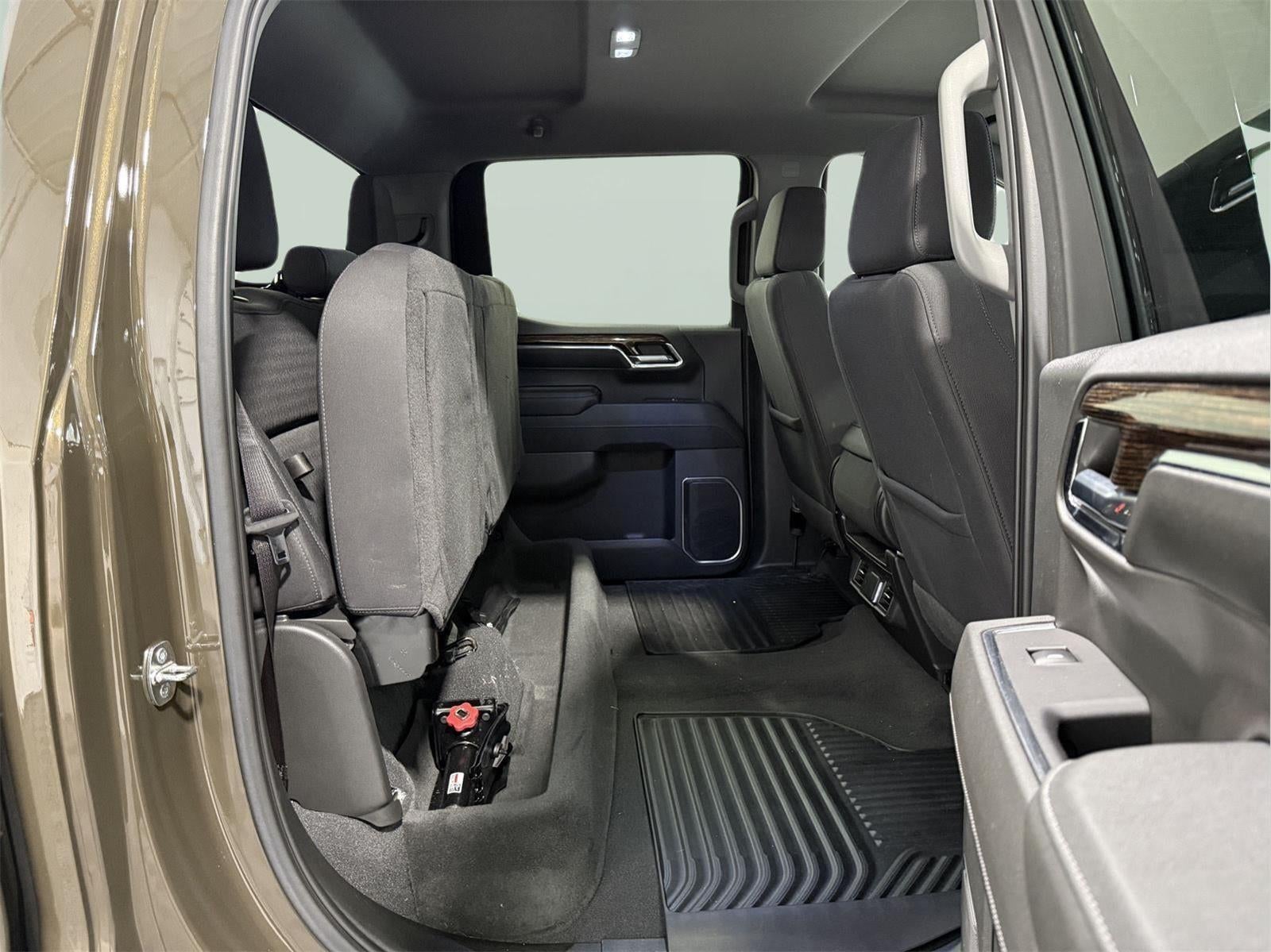 2023 GMC Sierra 1500 4WD Crew Cab Short Box Elevation with 3VL