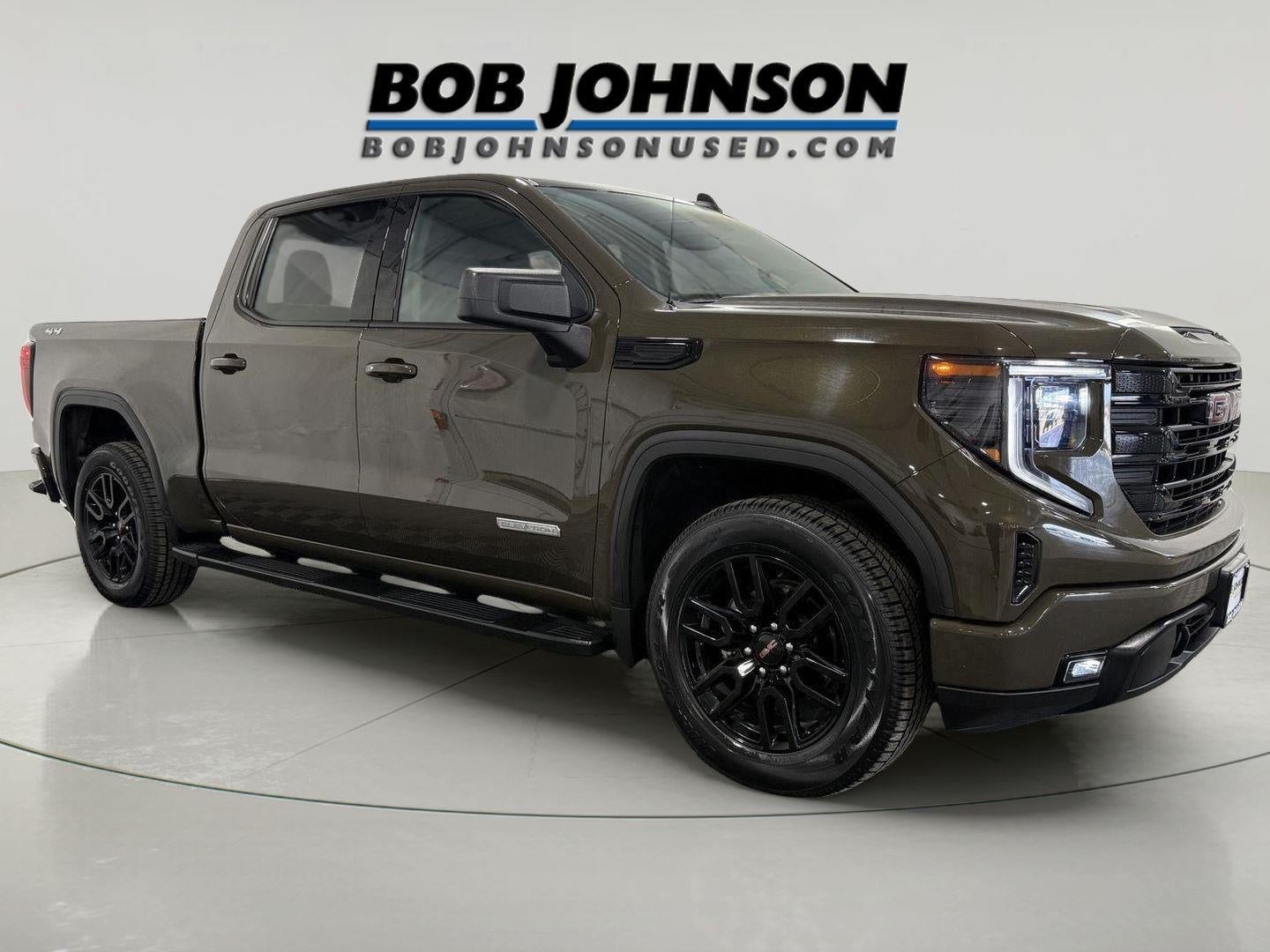2023 GMC Sierra 1500 4WD Crew Cab Short Box Elevation with 3VL