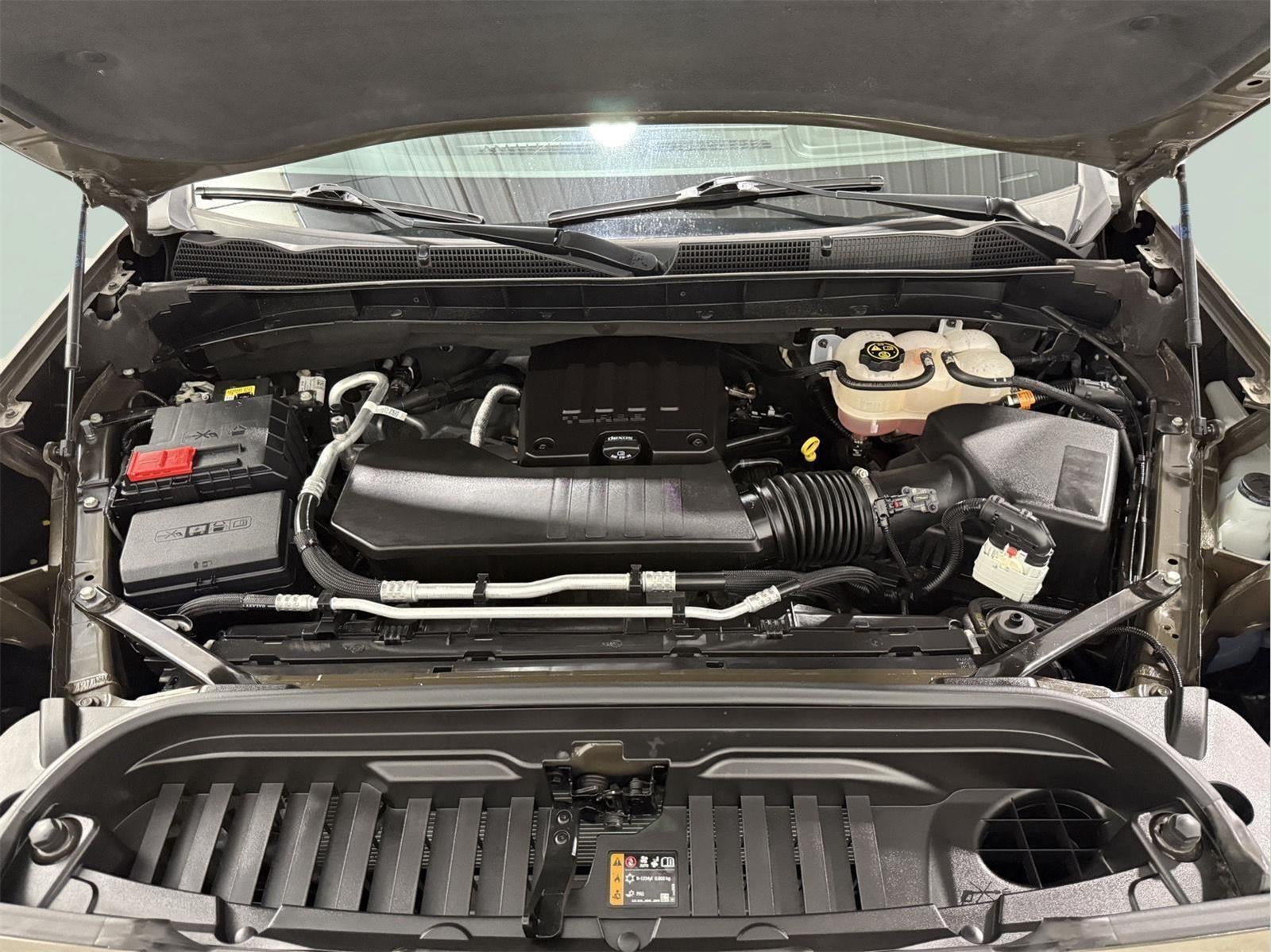 2023 GMC Sierra 1500 4WD Crew Cab Short Box Elevation with 3VL