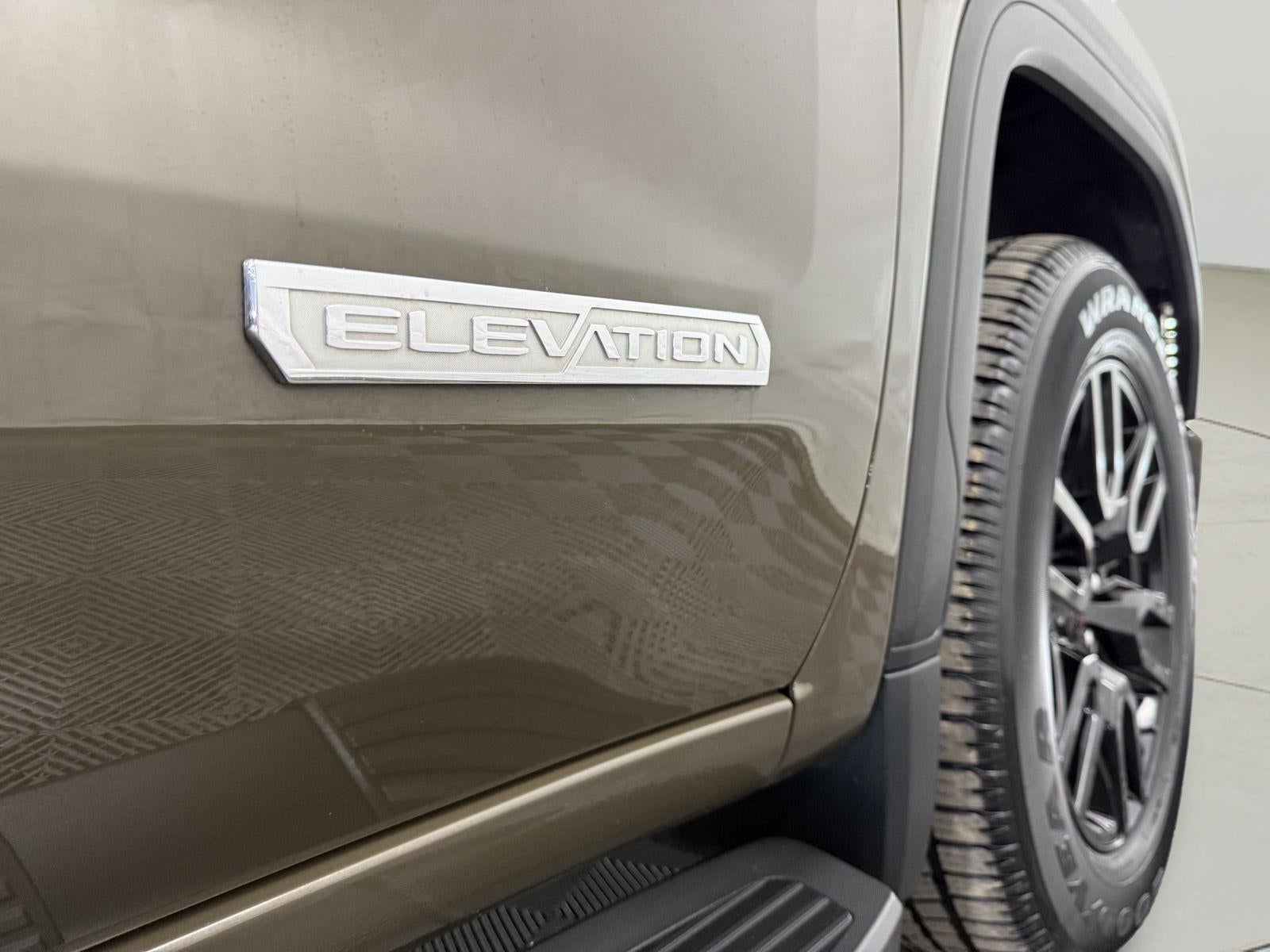 2023 GMC Sierra 1500 4WD Crew Cab Short Box Elevation with 3VL