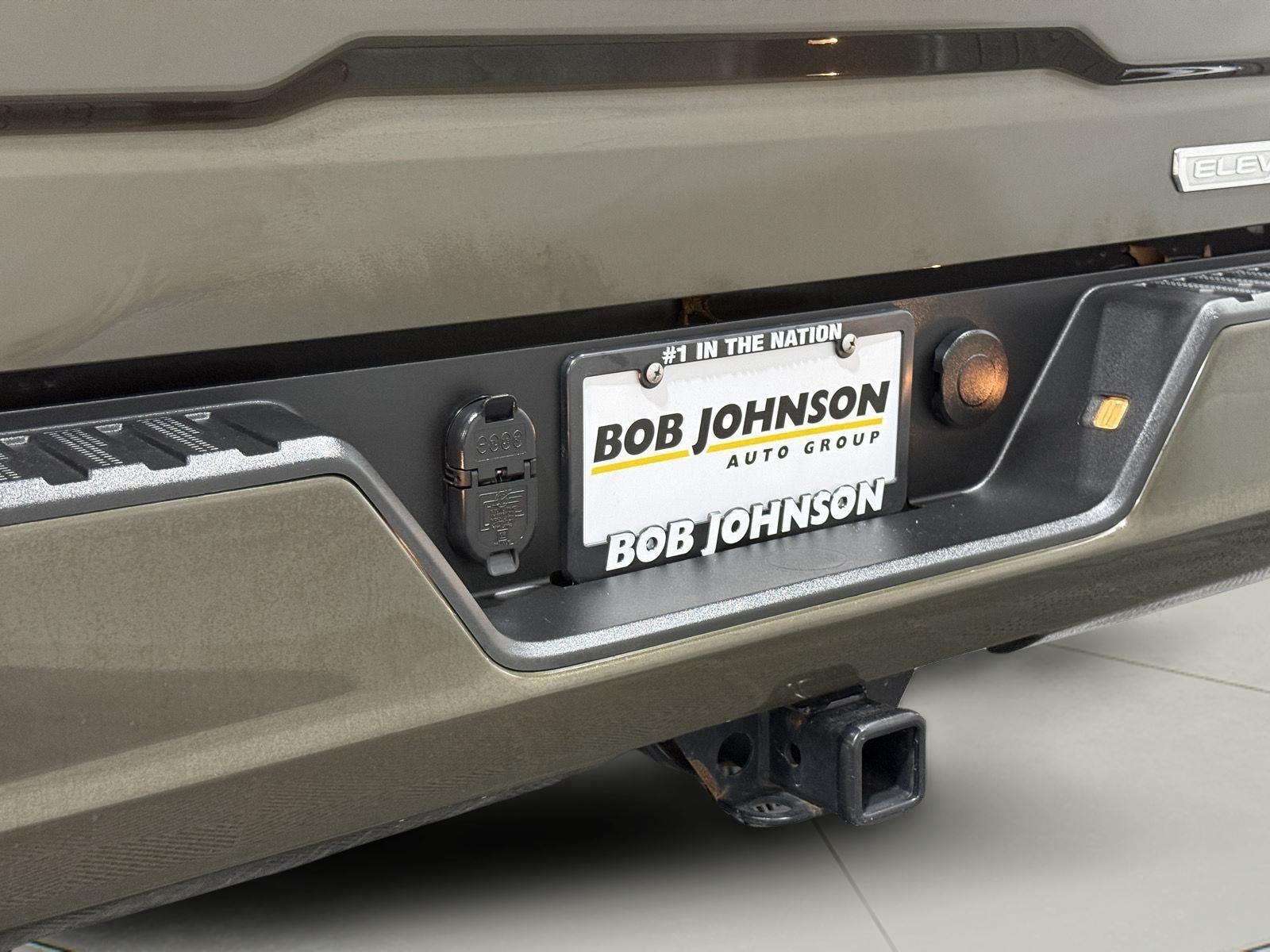 2023 GMC Sierra 1500 4WD Crew Cab Short Box Elevation with 3VL