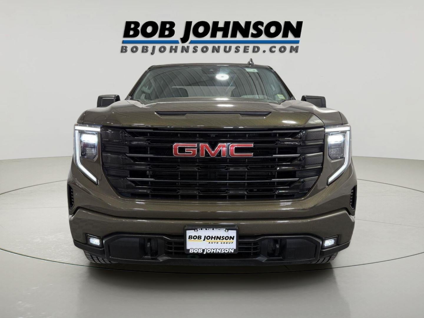 2023 GMC Sierra 1500 4WD Crew Cab Short Box Elevation with 3VL