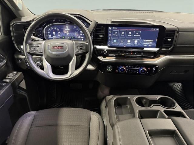 2024 GMC Sierra 1500 4WD Crew Cab Short Box Elevation with 3VL