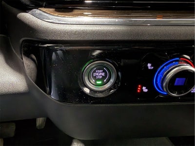 2024 GMC Sierra 1500 4WD Crew Cab Short Box Elevation with 3VL