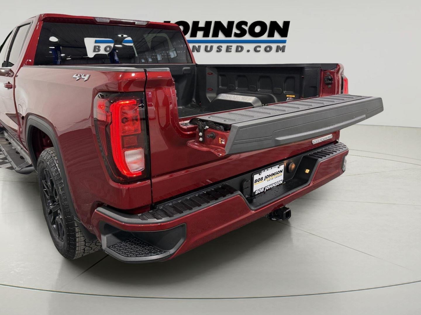 2023 GMC Sierra 1500 4WD Crew Cab Short Box Elevation with 3VL