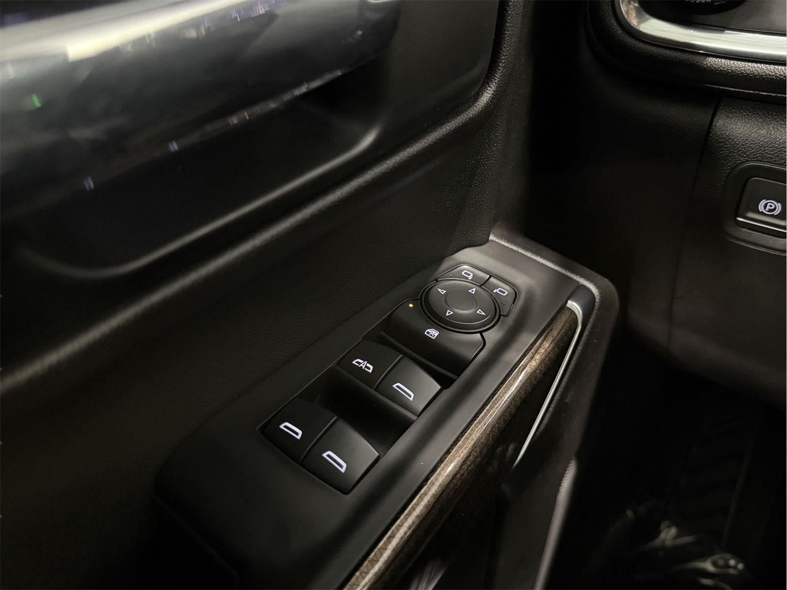 2021 GMC Sierra 1500 4WD Double Cab Standard Box Elevation