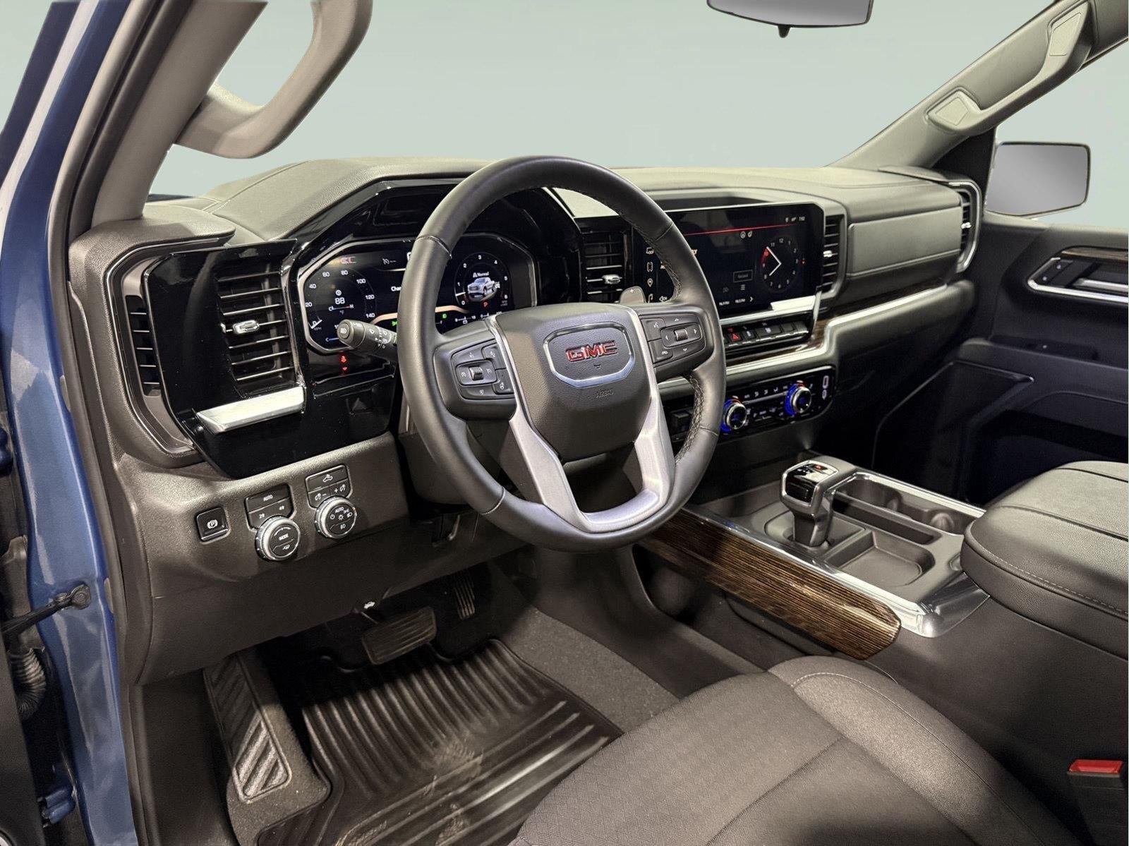 2026 GMC Sierra 1500 Crew Cab, Standard Bed, Elevation, 4WD