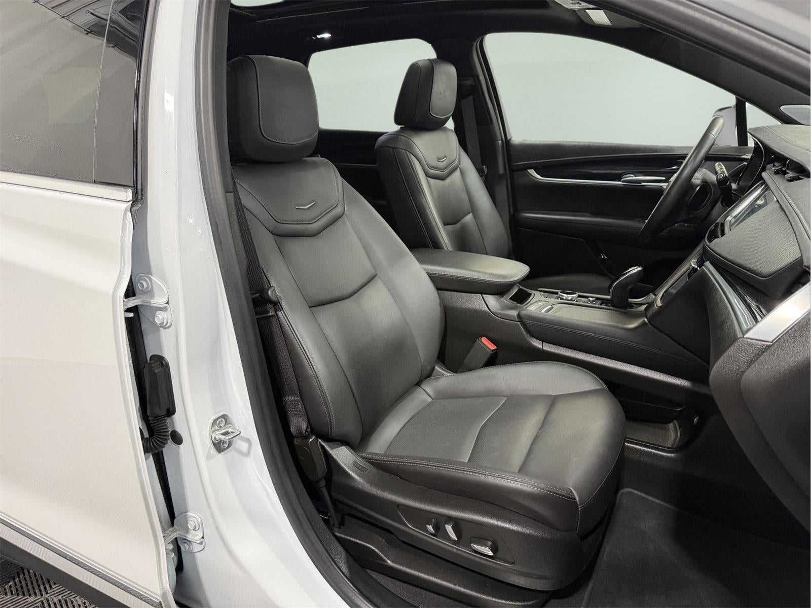 2025 Cadillac XT5 AWD Premium Luxury