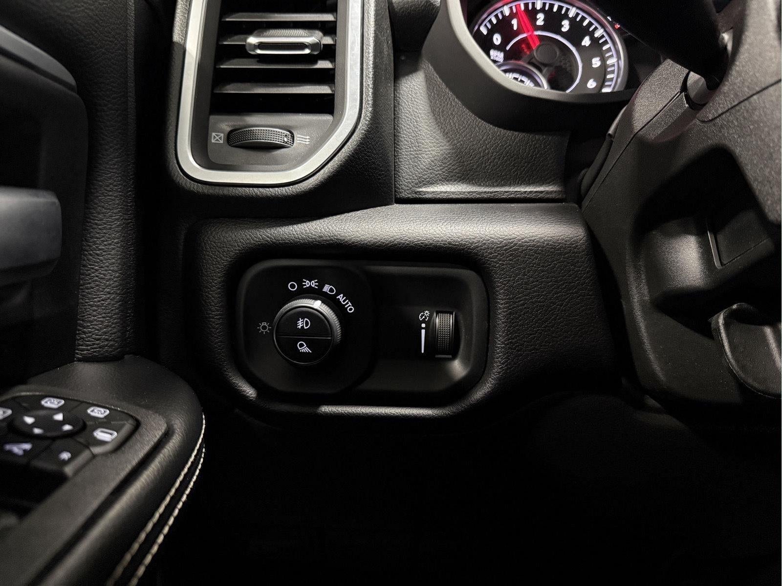 2026 RAM 2500 Big Horn Crew Cab 4x4 6'4' Box