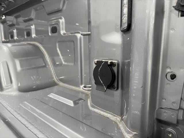 2024 Chevrolet Silverado 1500 4WD Crew Cab Short Bed Custom